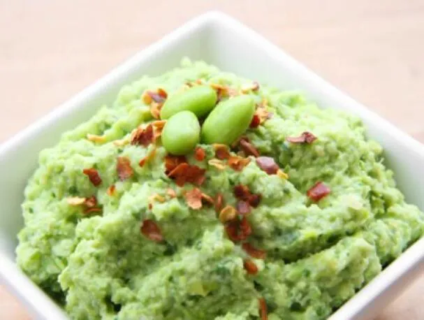 Hummus z Edamame