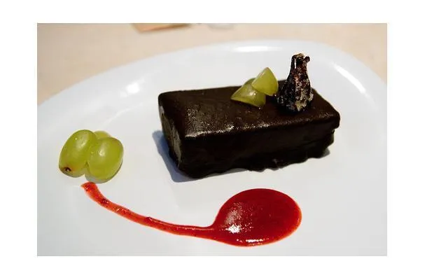 Sernik z kozim serem