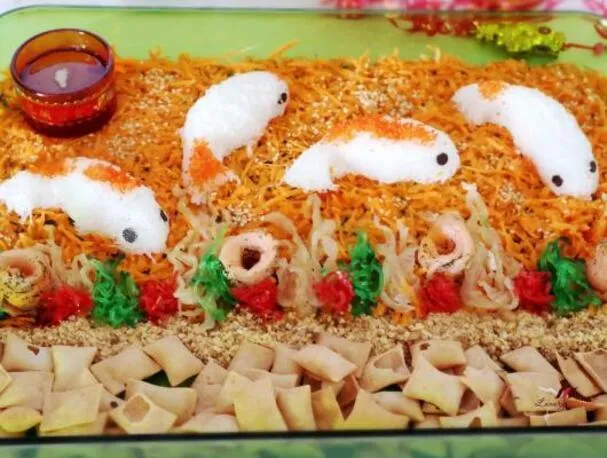 Chiński Noworoczny Łosoś Yu Sheng z Meduzą